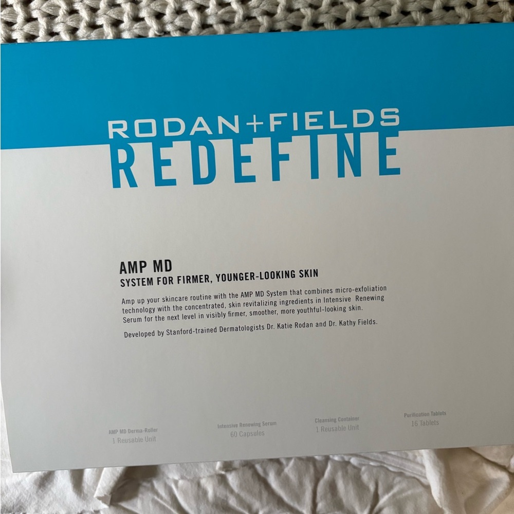 Rodan + Fields AMP MD Derma-Roller Set
